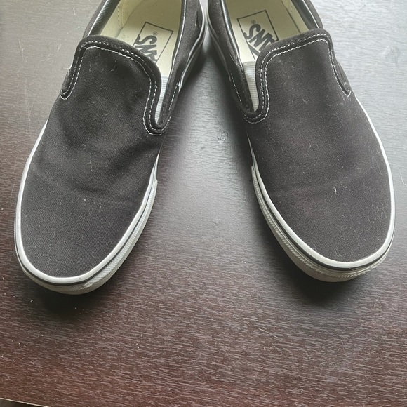 Vans - Picture 3 of 6